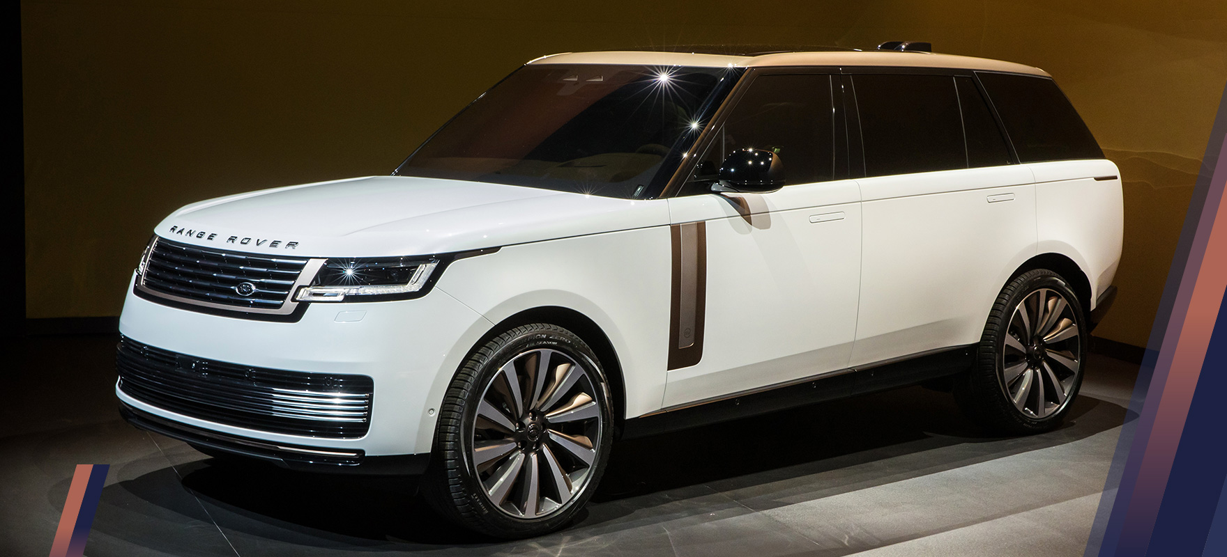 Range Rover Vogue 2022 Prestige VIP Services